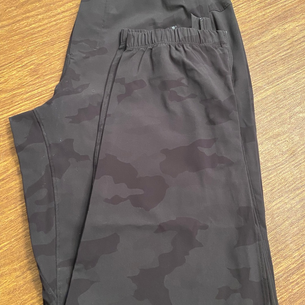 Lulu Lemon jogging pants. Medium that have been worn once.